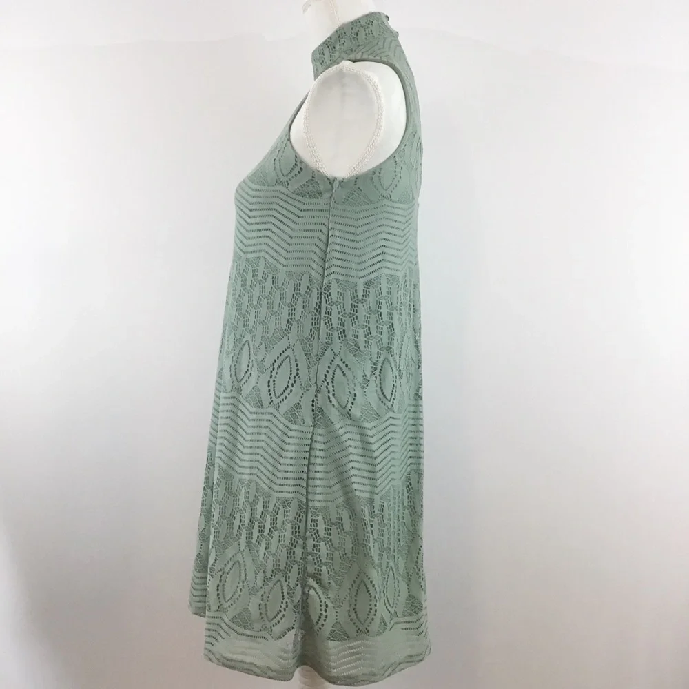 **2 FOR $20** CITY STUDIO LACE HALTER DRESS - Picture 4 of 9